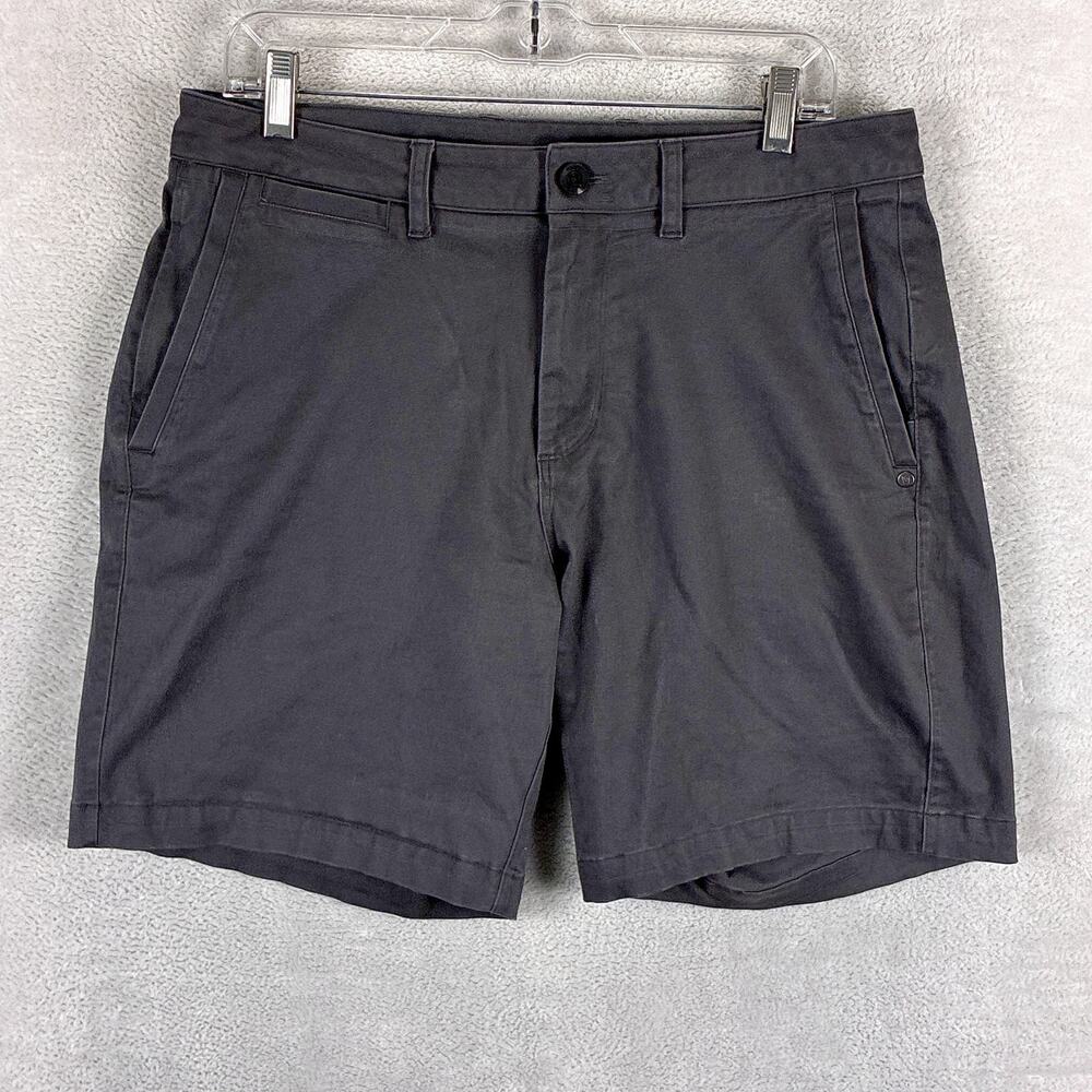 Vuori Shorts Men 32 (34) Gray Fletcher Chino Preppy Travel Golf Summer